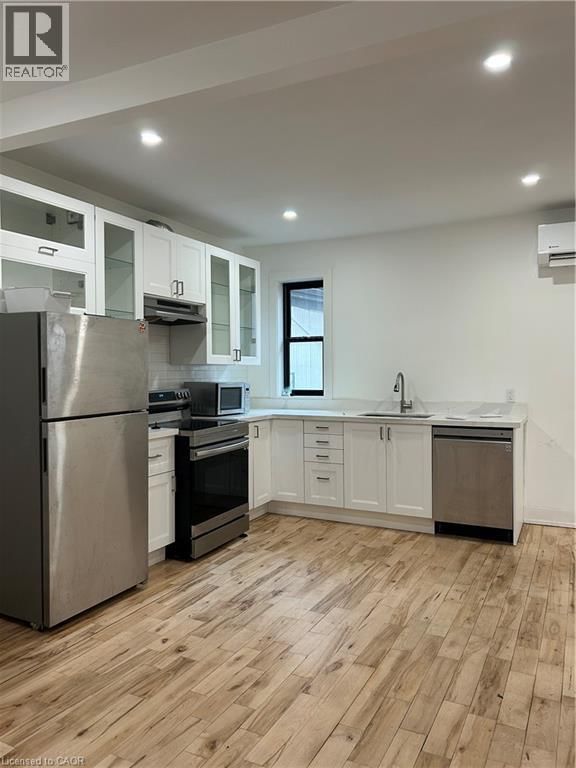 13 HESS STREET Image 5