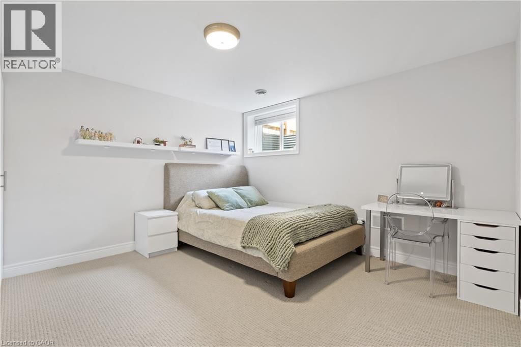 14 MILLS LANE Image 32