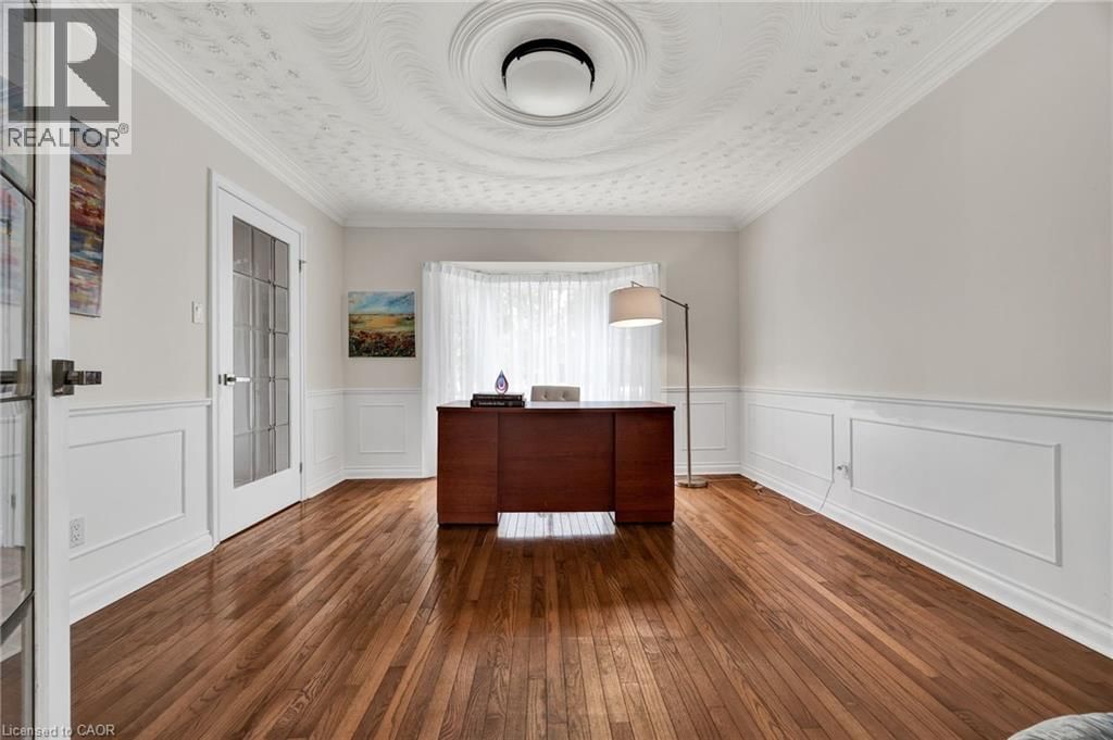 250 GREY SQUIRREL PLACE Image 13