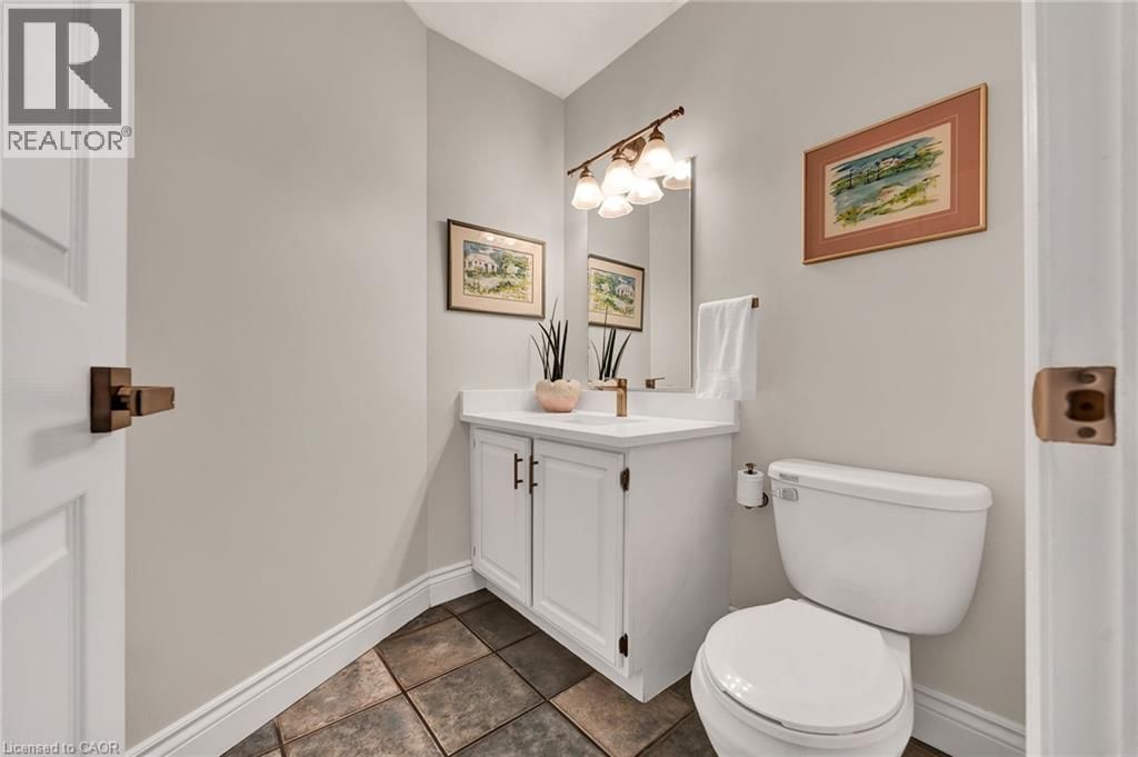 250 GREY SQUIRREL PLACE Image 14