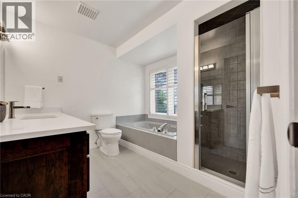 250 GREY SQUIRREL PLACE Image 19