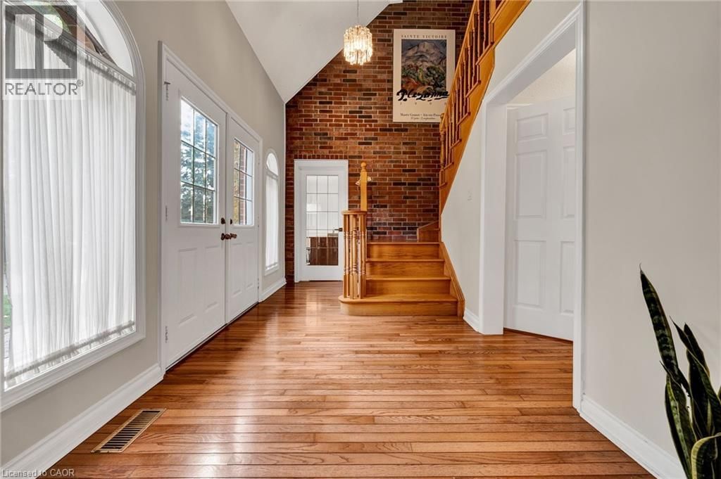 250 GREY SQUIRREL PLACE Image 4