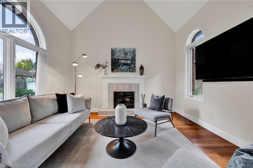 250 GREY SQUIRREL PLACE Image 7