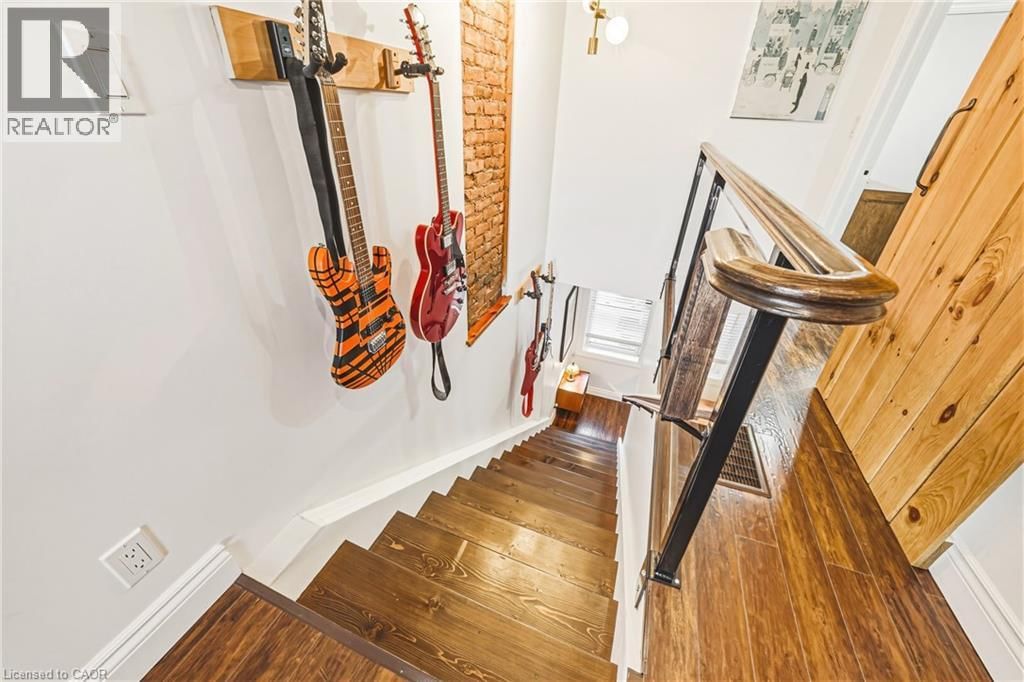 153 ELGIN STREET Image 24