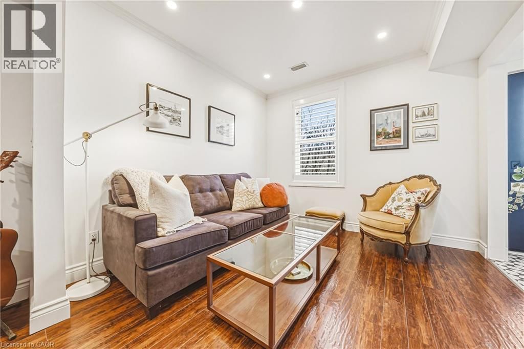 153 ELGIN STREET Image 5