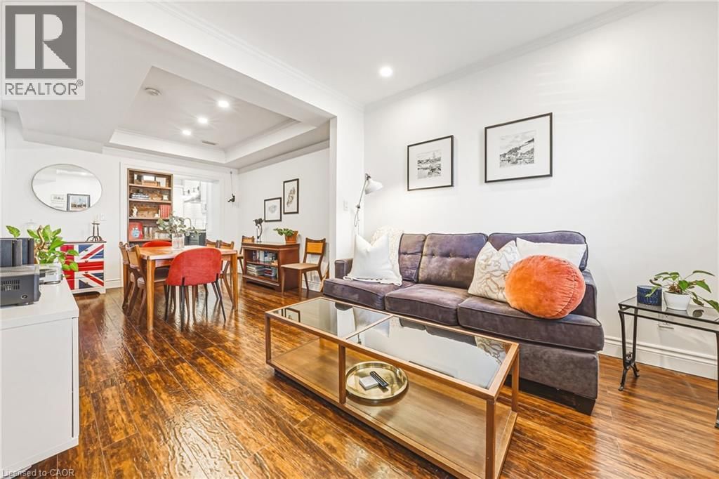 153 ELGIN STREET Image 6