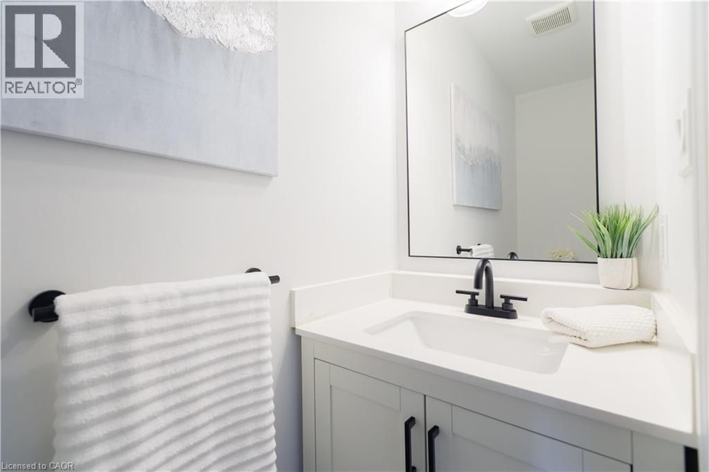 83 BENEDICT PLACE Image 21