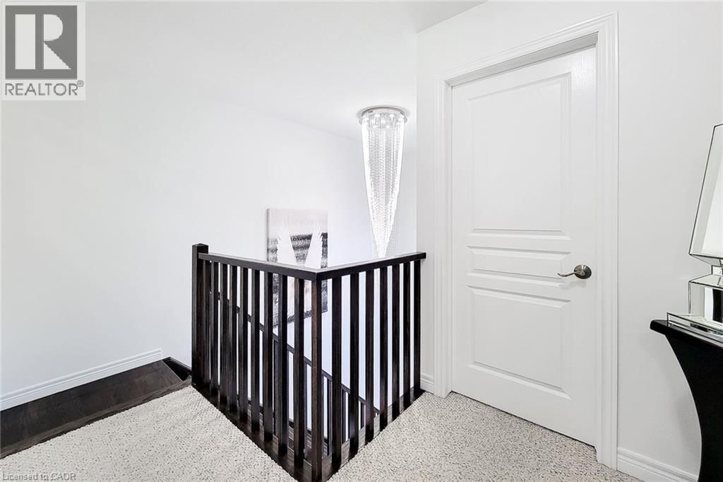 190 BELLAGIO AVENUE Image 22