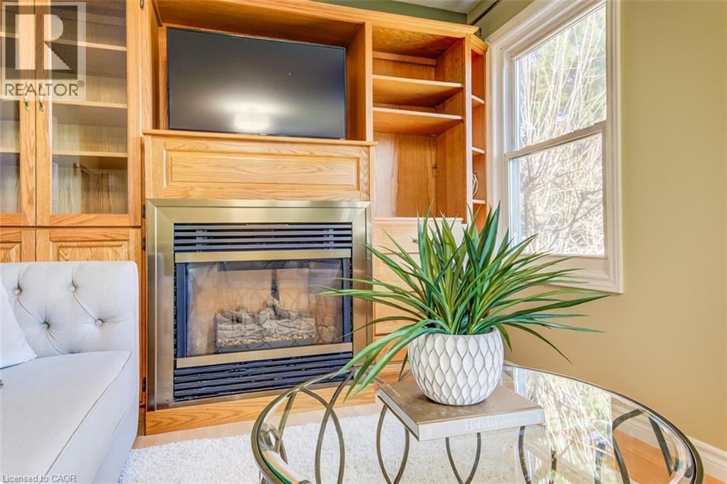 60 RIVERSIDE DRIVE WEST Image 12