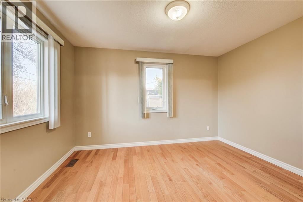 60 RIVERSIDE DRIVE WEST Image 26