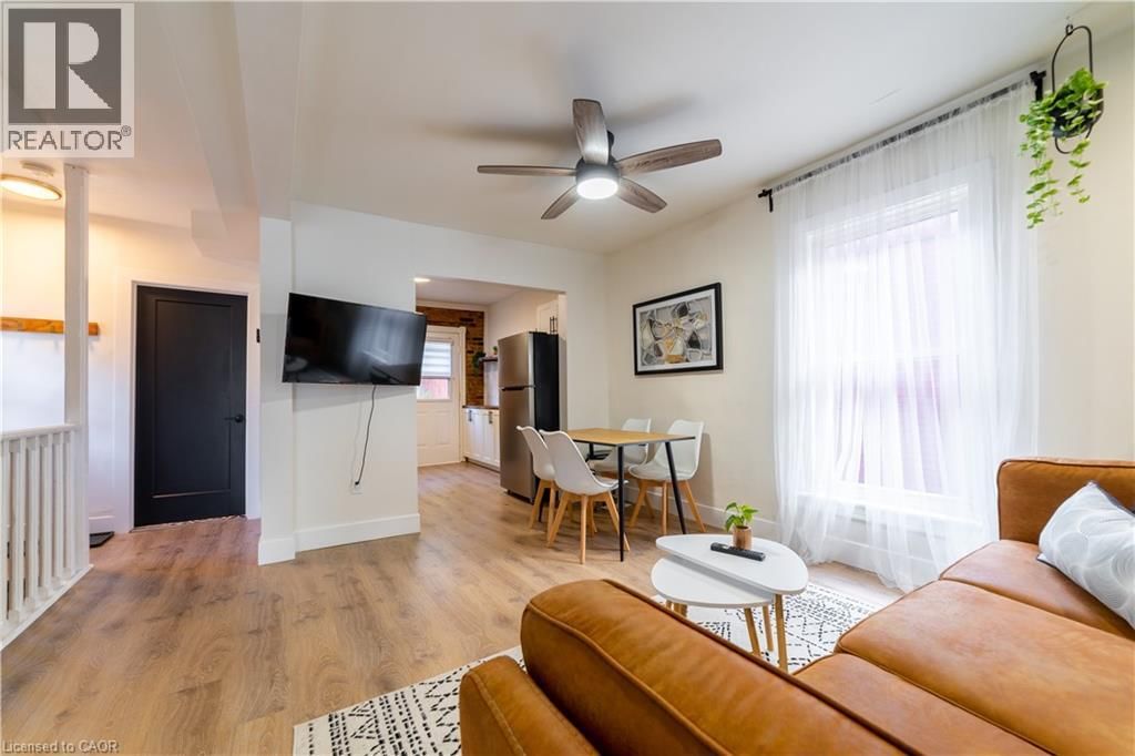 19 CENTURY STREET Image 14