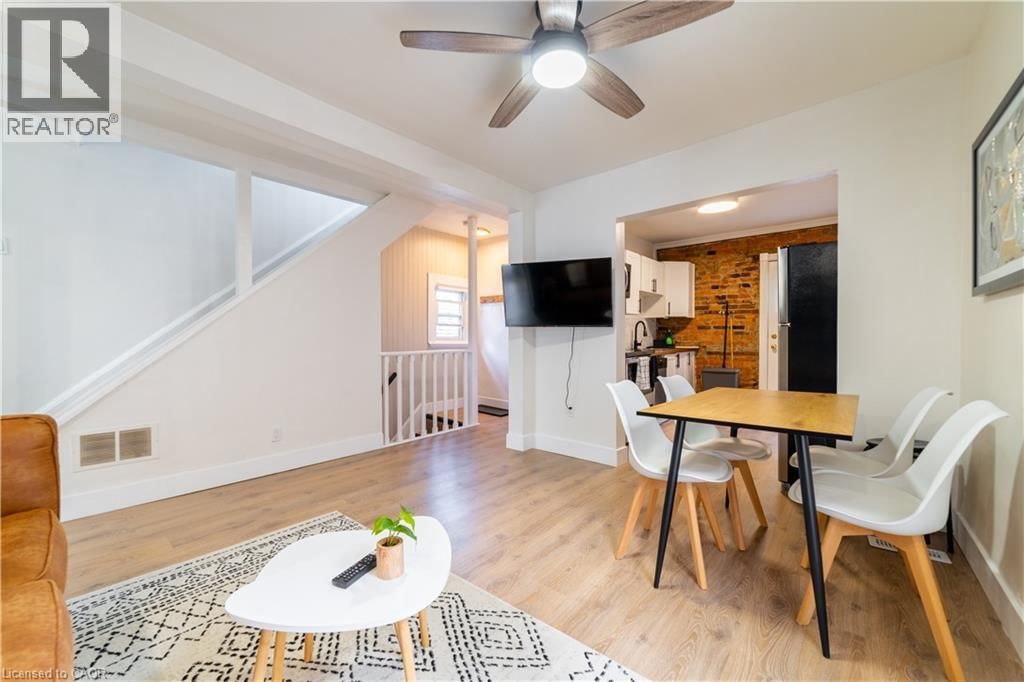 19 CENTURY STREET Image 15