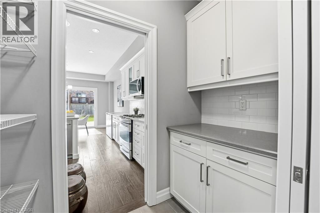 483 ST MORITZ AVENUE Image 10