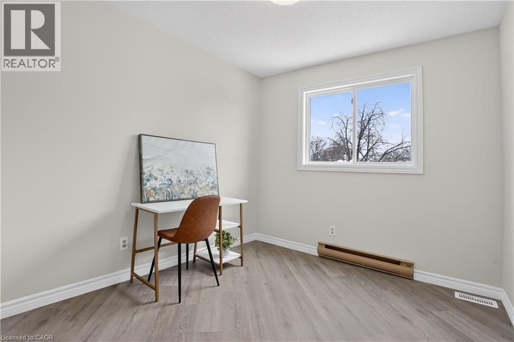 66 - 60 ELMSDALE DRIVE Image 21