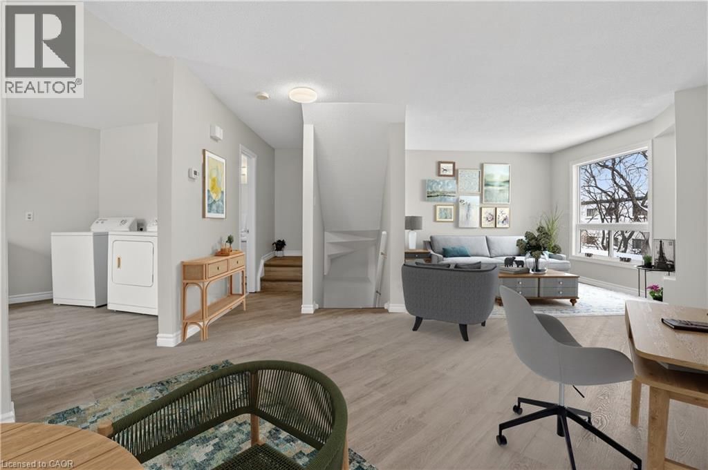 66 - 60 ELMSDALE DRIVE Image 7