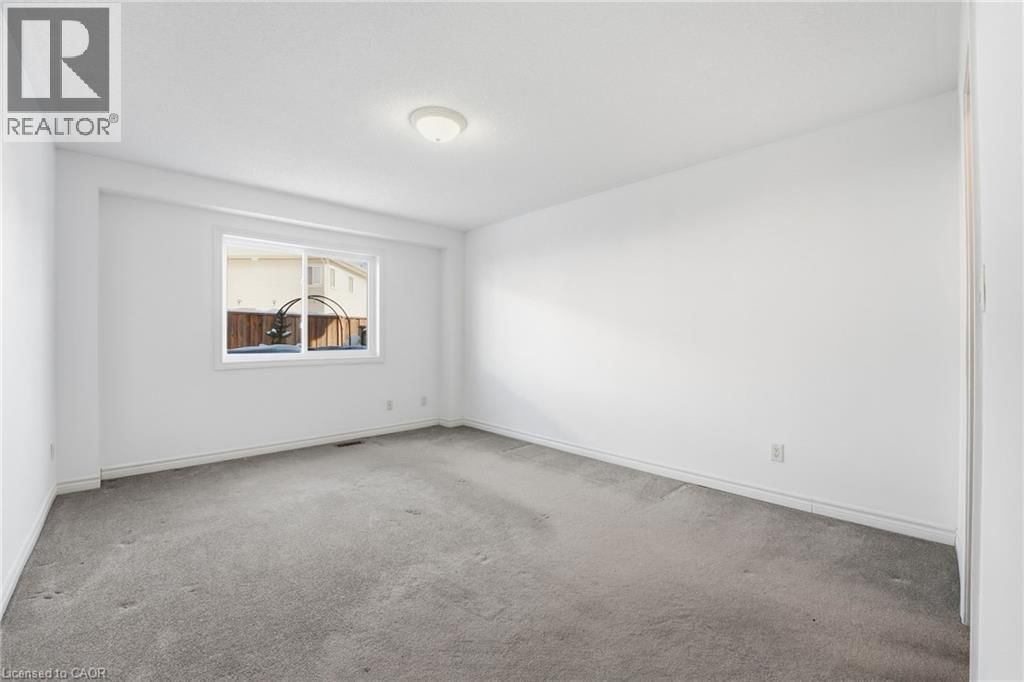 29 - 222 FELLOWES CRESCENT Image 16