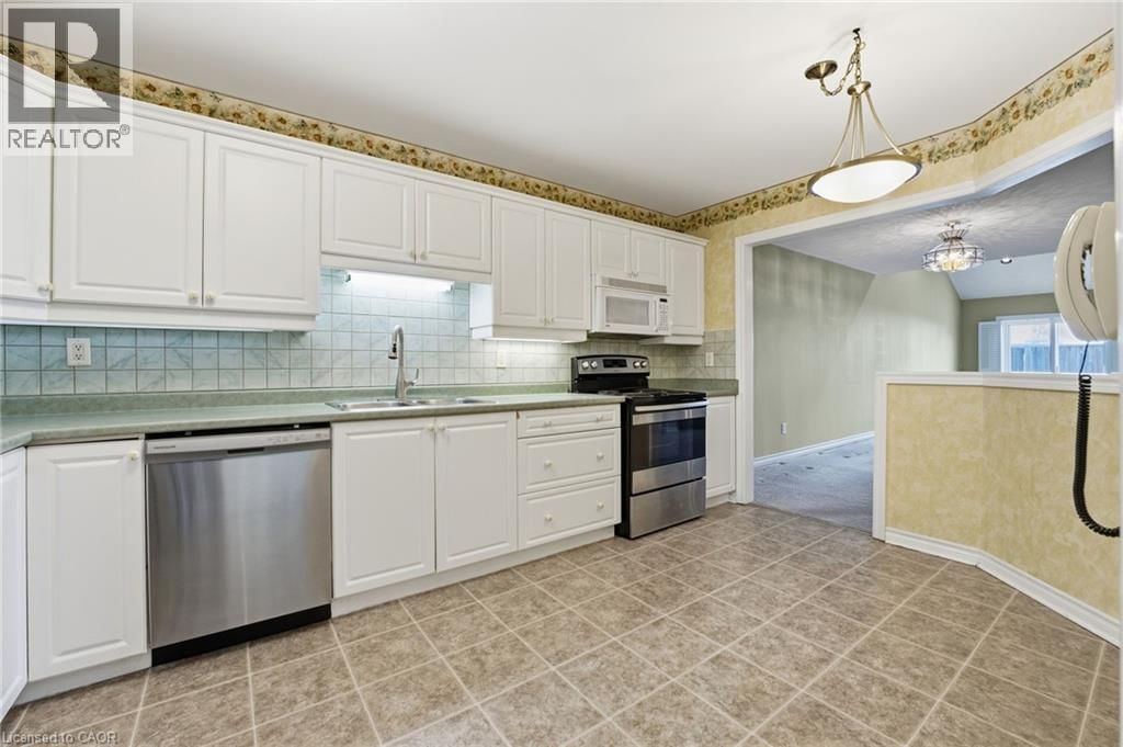 29 - 222 FELLOWES CRESCENT Image 9