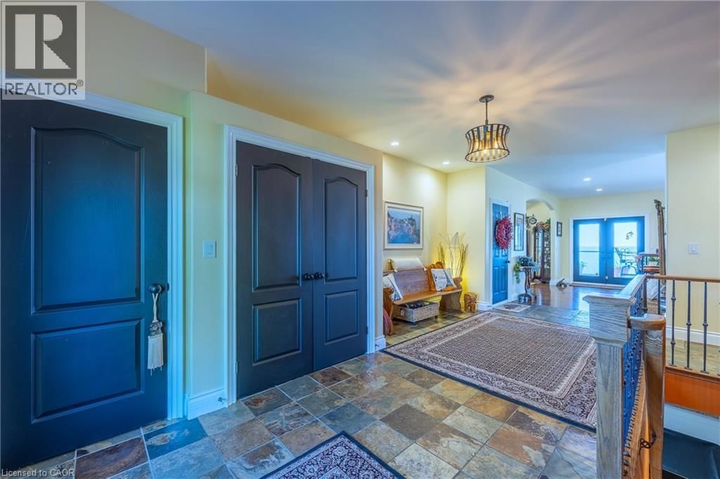 140 BROWN STREET Image 11