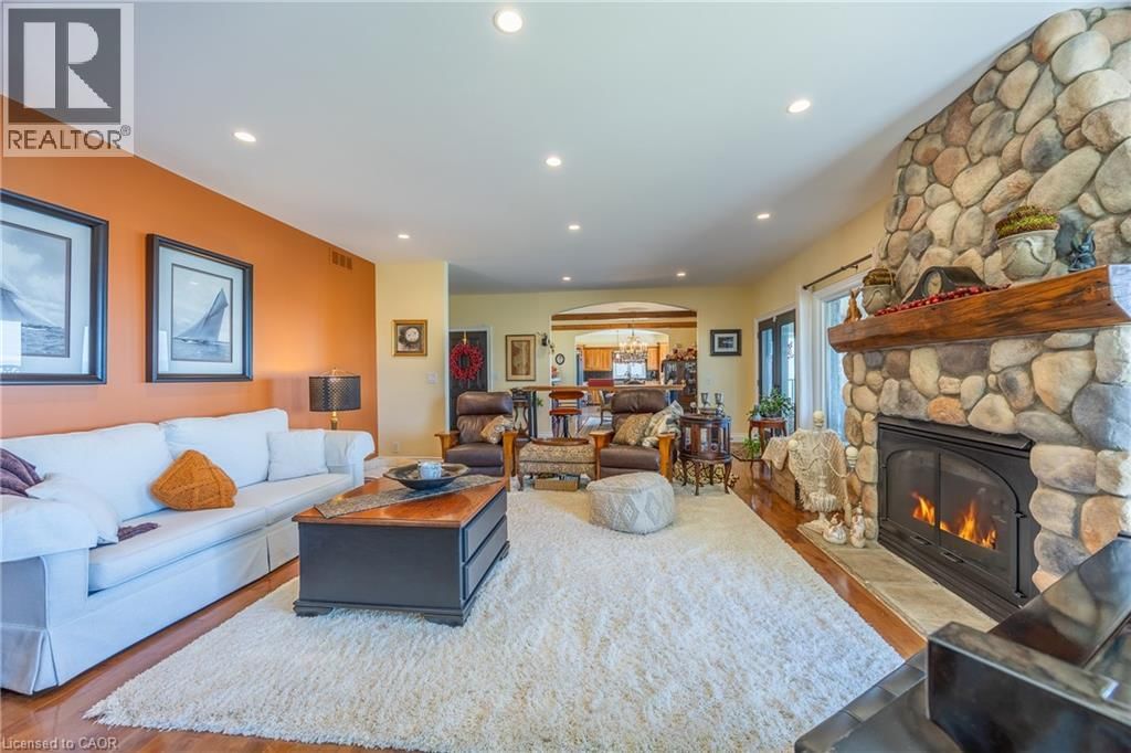 140 BROWN STREET Image 14