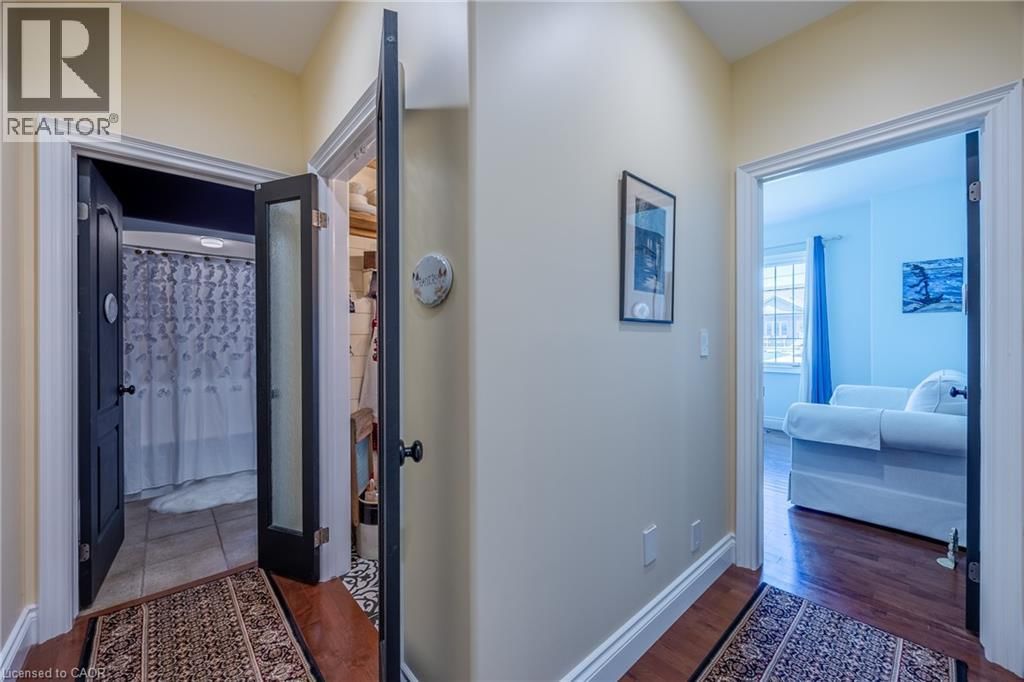 140 BROWN STREET Image 22