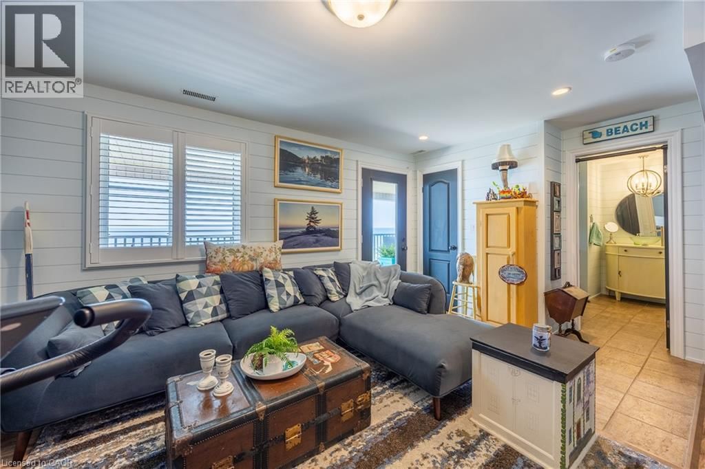 140 BROWN STREET Image 28