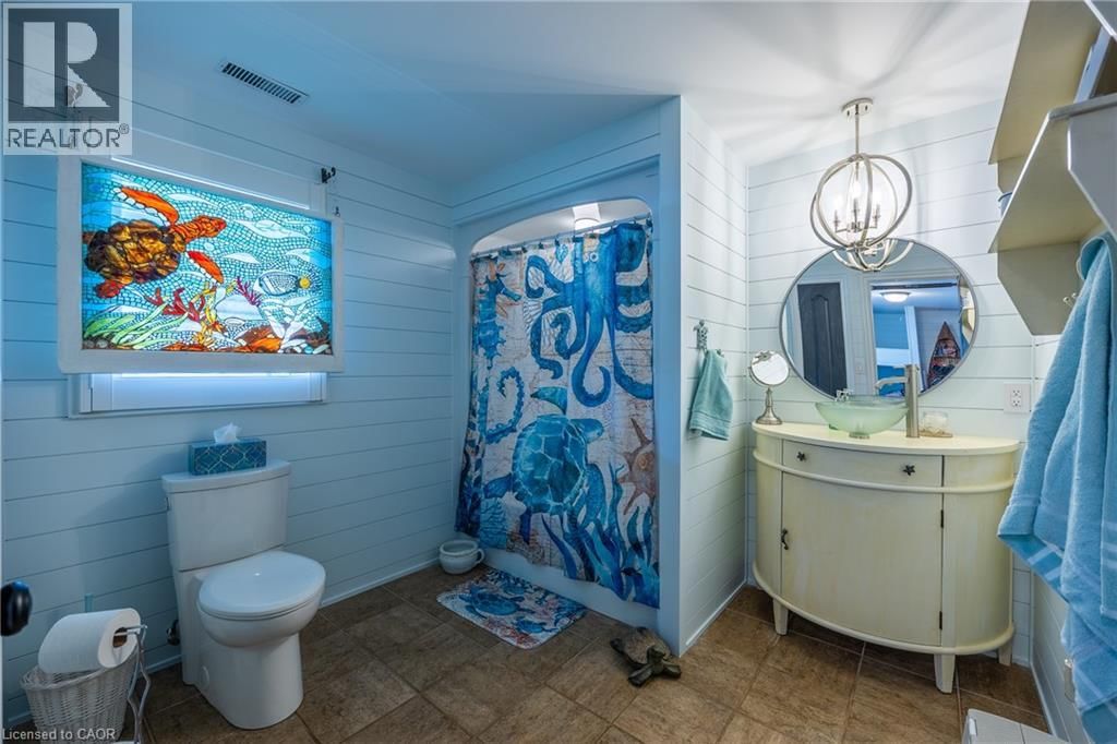 140 BROWN STREET Image 30