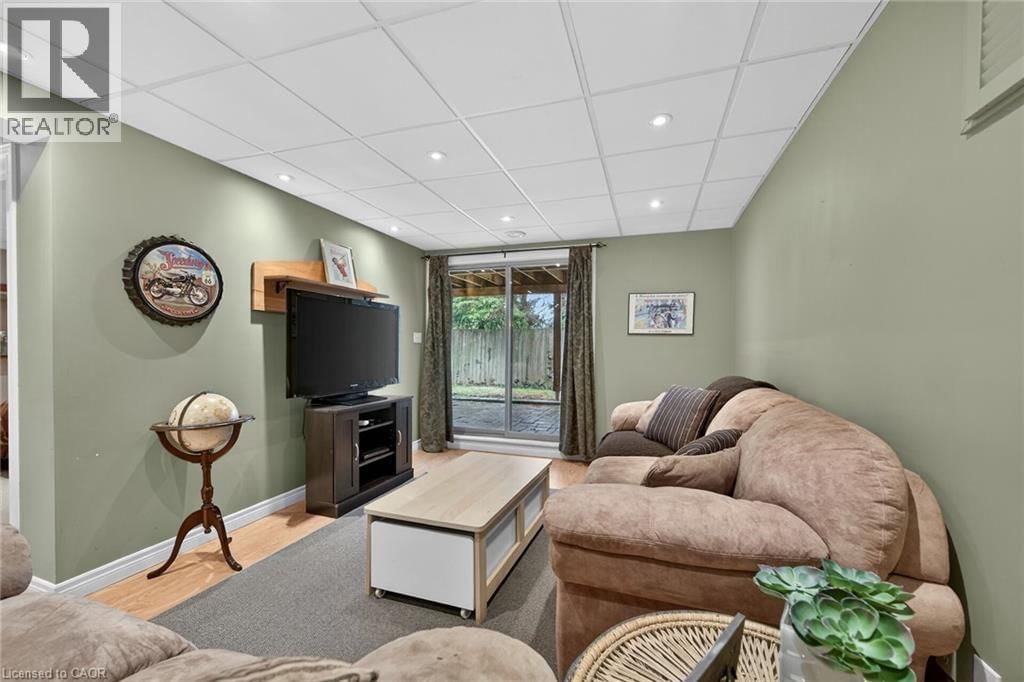 31 - 25 HAMILTON STREET SOUTH Image 34