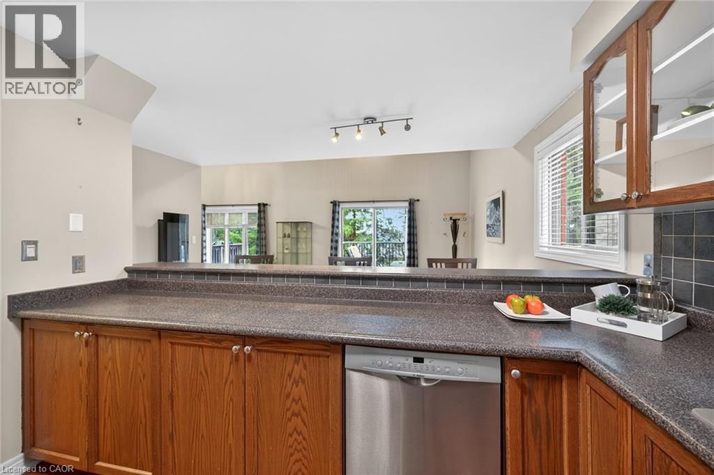 31 - 25 HAMILTON STREET SOUTH Image 8