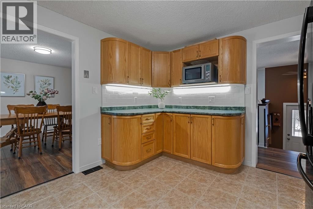 1719 WESLEMKOON LAKE ROAD Image 16