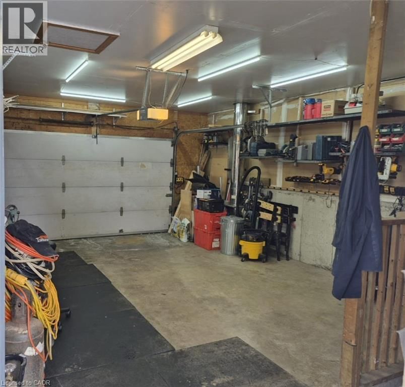 1719 WESLEMKOON LAKE ROAD Image 34