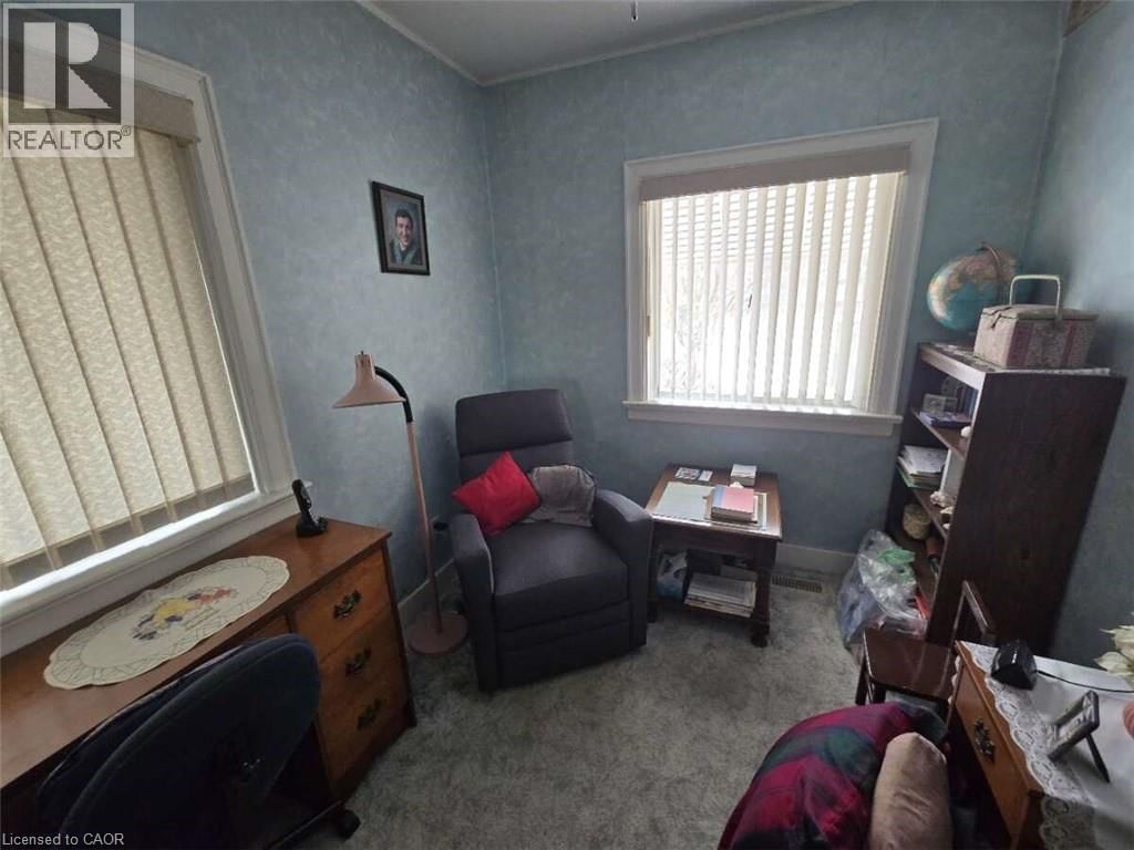 100 NORTH DRIVE Image 9