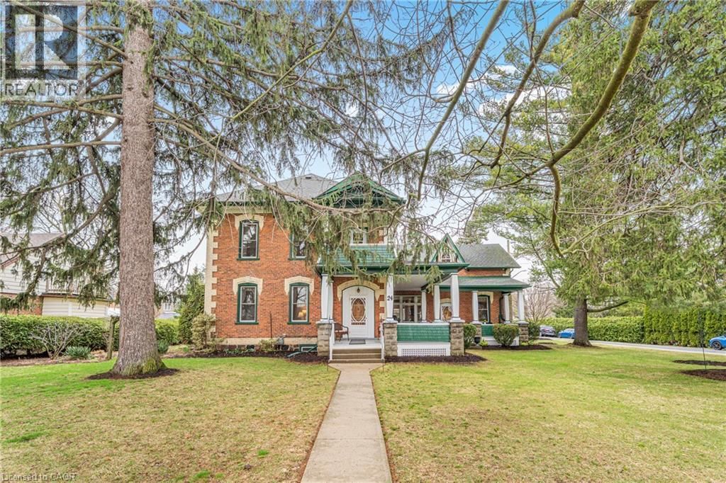 24 QUEENSWAY DRIVE Image 1