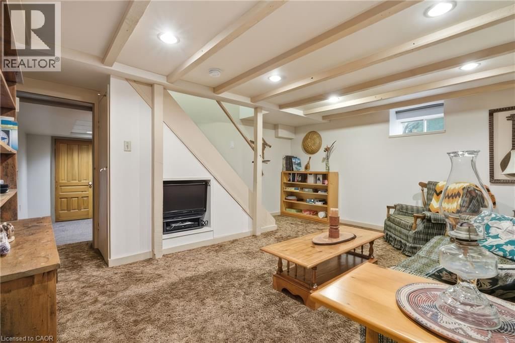 24 QUEENSWAY DRIVE Image 18