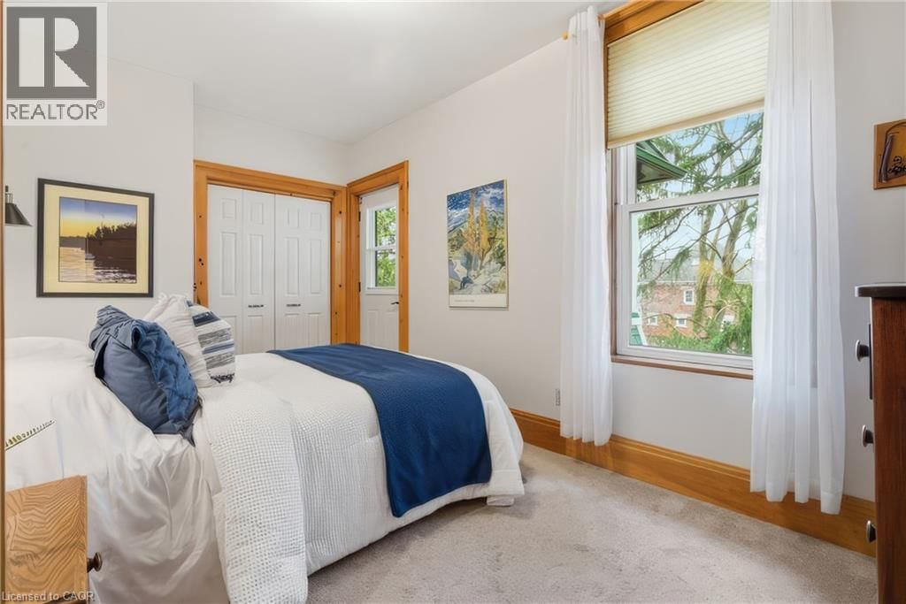 24 QUEENSWAY DRIVE Image 33