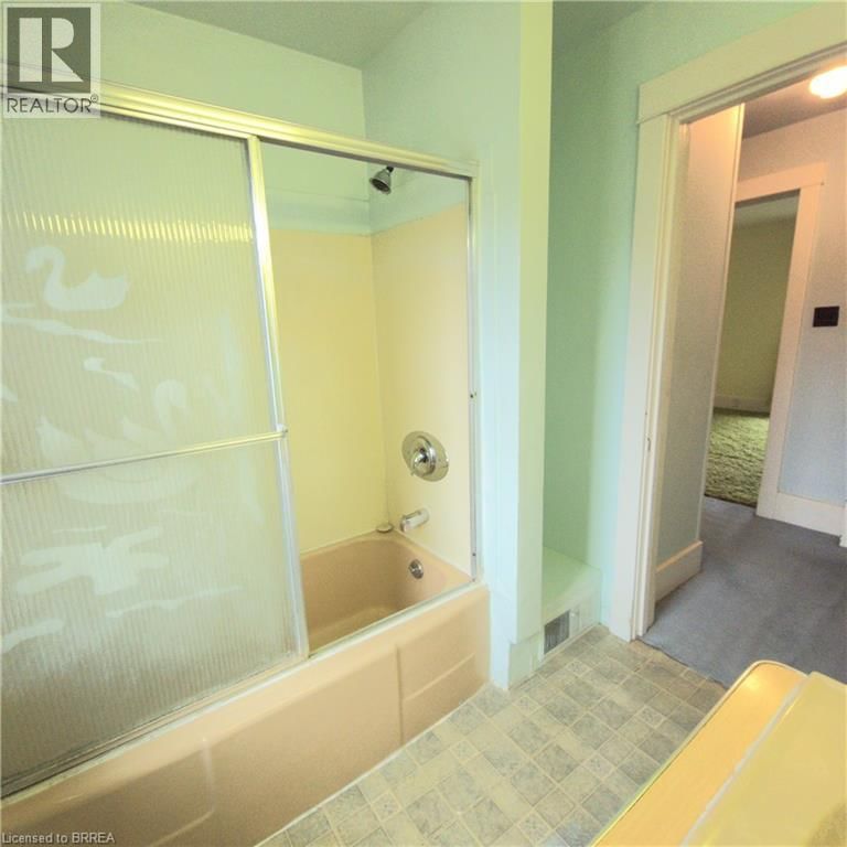 26 WILLOW STREET Image 23