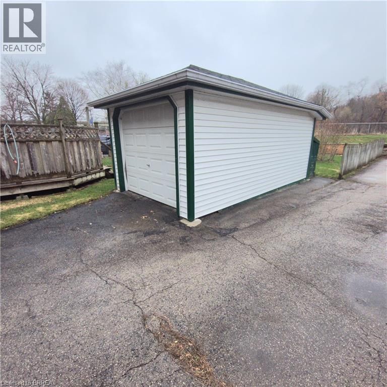 26 WILLOW STREET Image 42