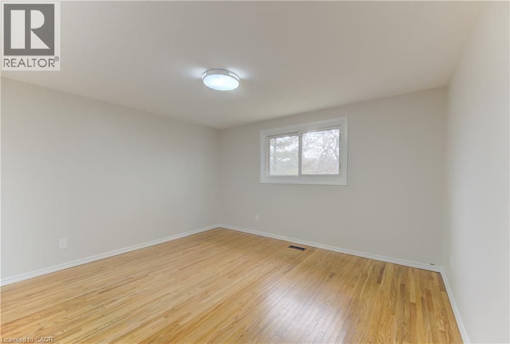 34 FOREST GLEN COURT Image 22