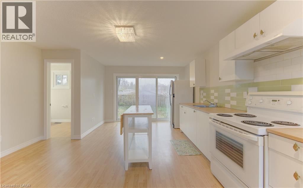 34 FOREST GLEN COURT Image 29