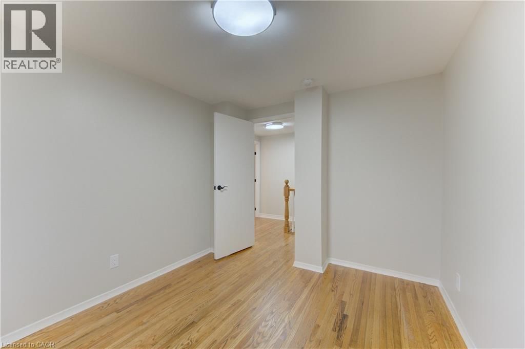 34 FOREST GLEN COURT Image 24