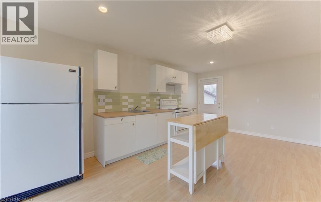 34 FOREST GLEN COURT Image 29