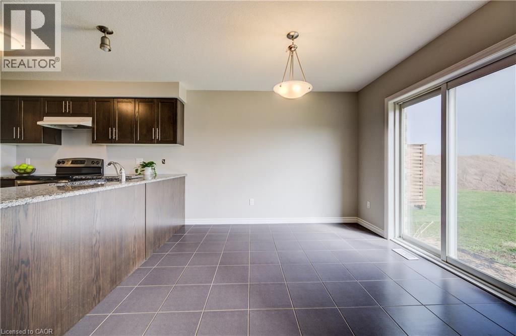 1360 CAEN AVENUE Image 10