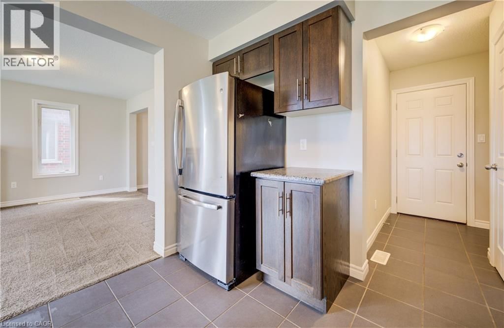 1360 CAEN AVENUE Image 14