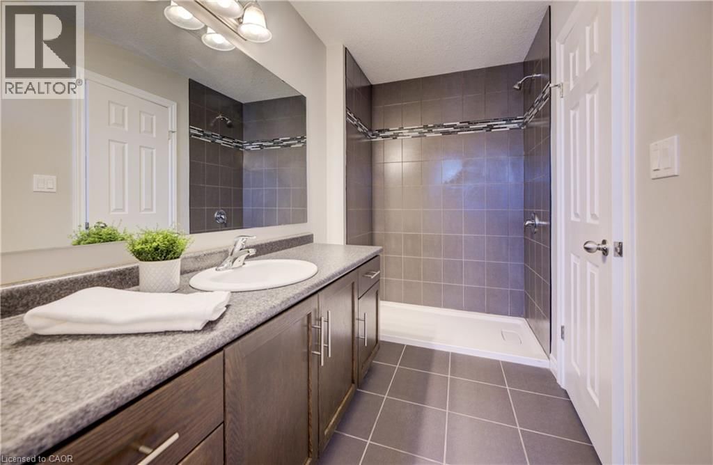 1360 CAEN AVENUE Image 22