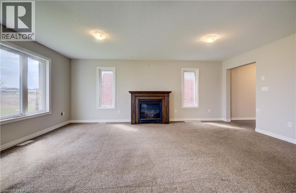 1360 CAEN AVENUE Image 6