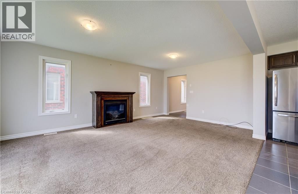 1360 CAEN AVENUE Image 7