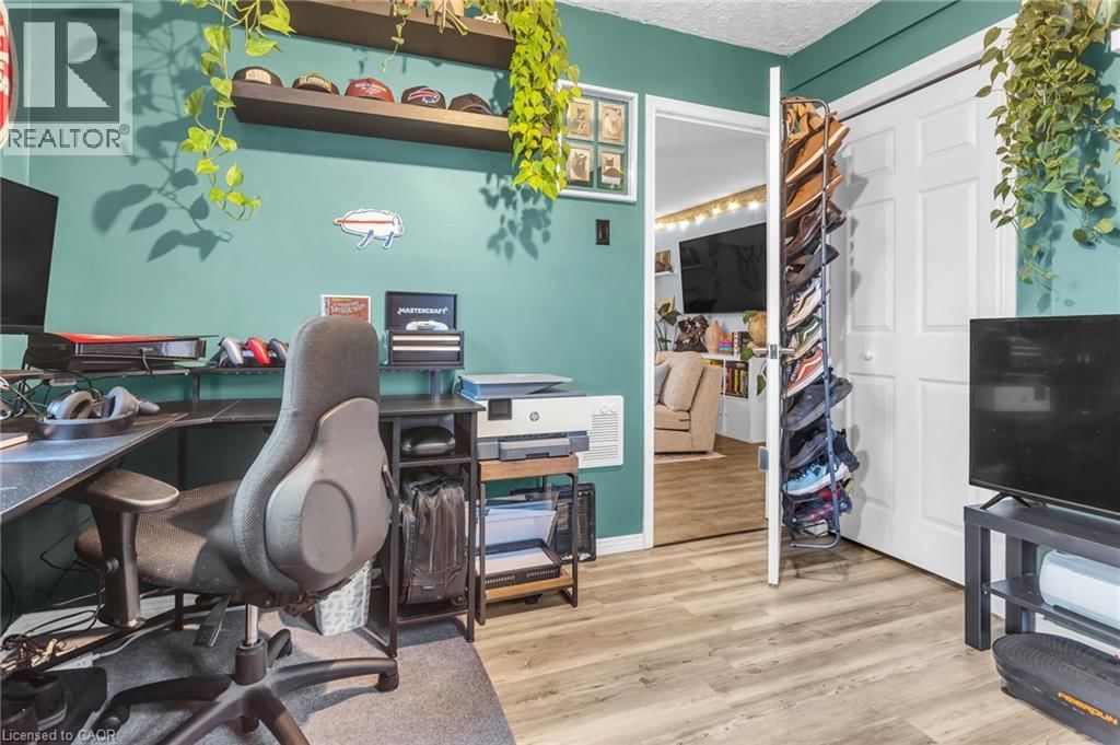 26 STAFFORD STREET Image 10