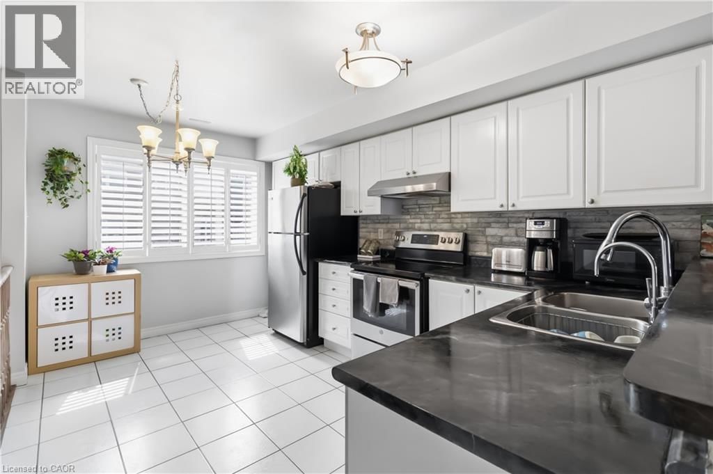 30 - 1751 LAMPMAN AVENUE Image 8