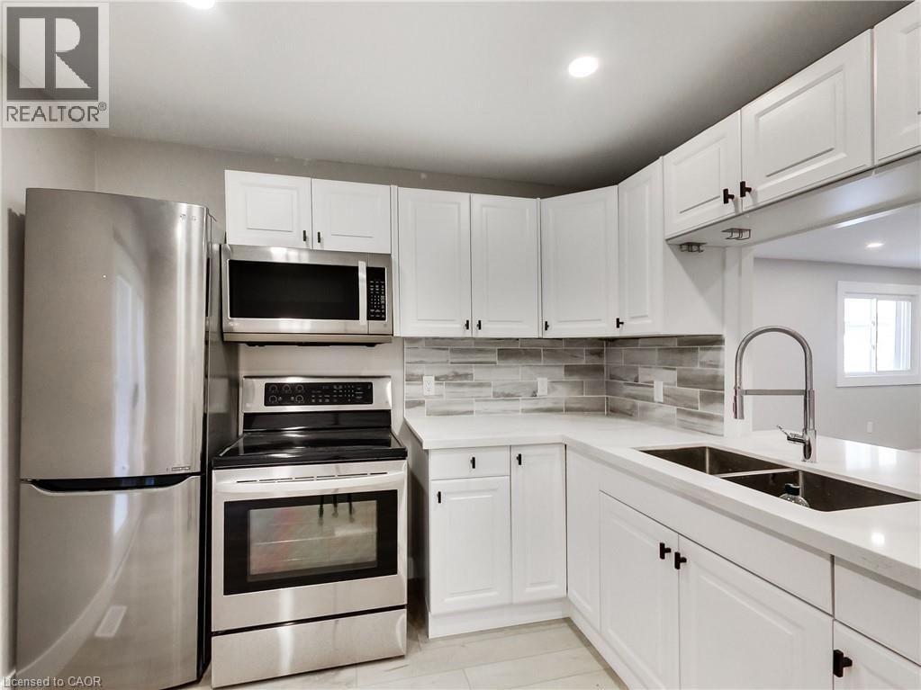 229 PARKDALE AVENUE NORTH Image 23