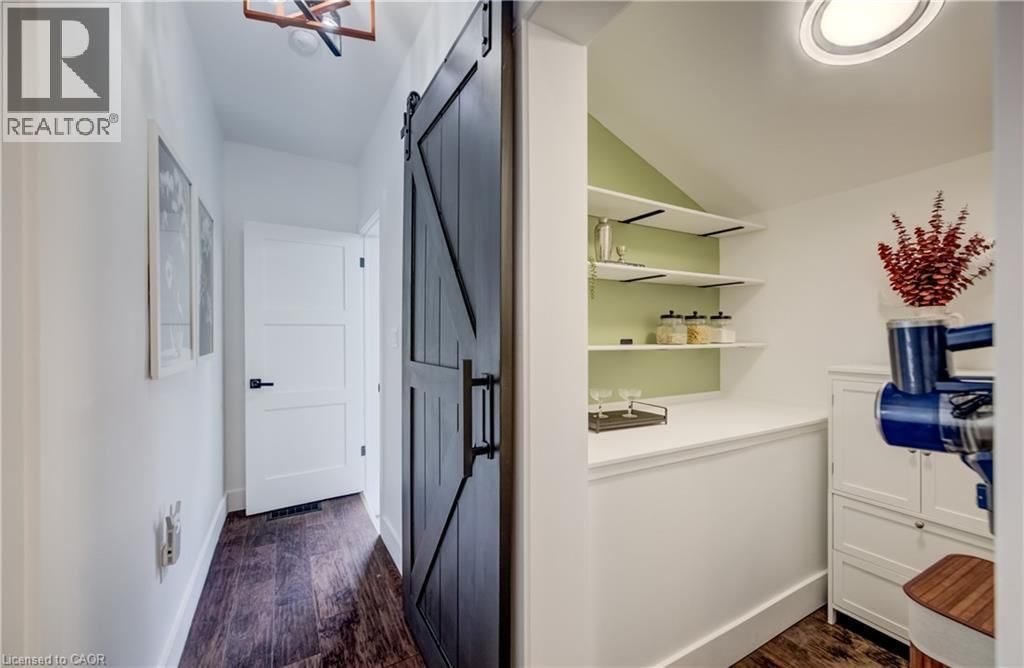 19 CEDAR STREET Image 19