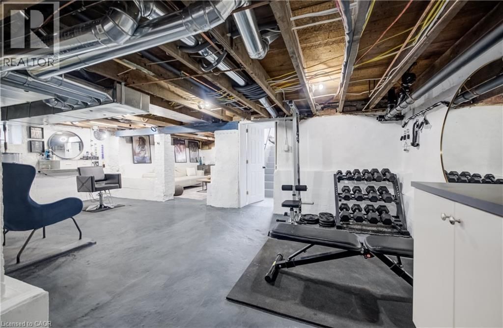 19 CEDAR STREET Image 38